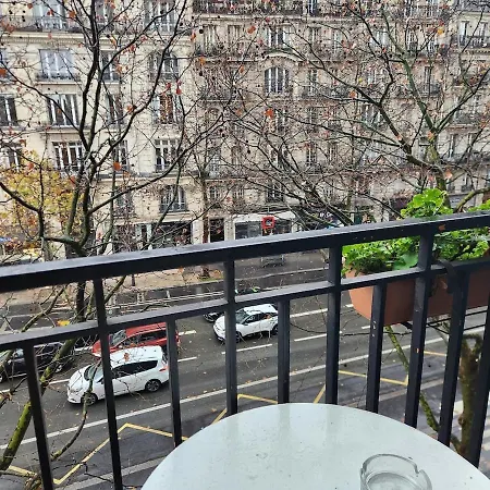 Appartement-next To Alesia Metro Station *