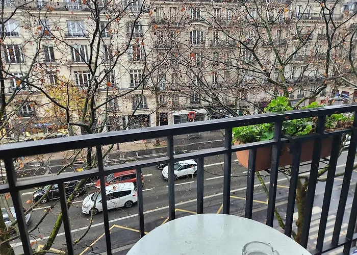 Appartement-next To Alesia Metro Station *